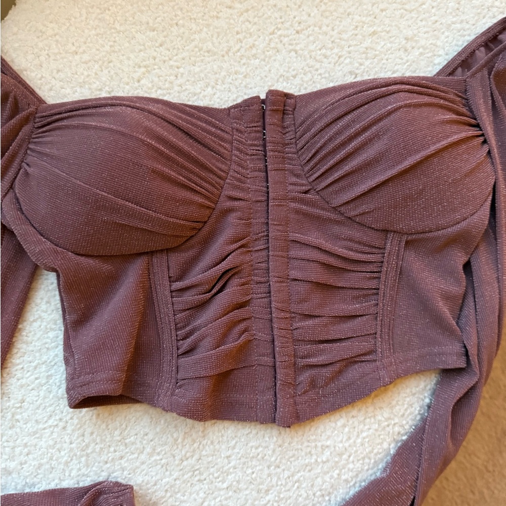 Elegant Mauve Off-Shoulder Top - Picture 2 of 6
